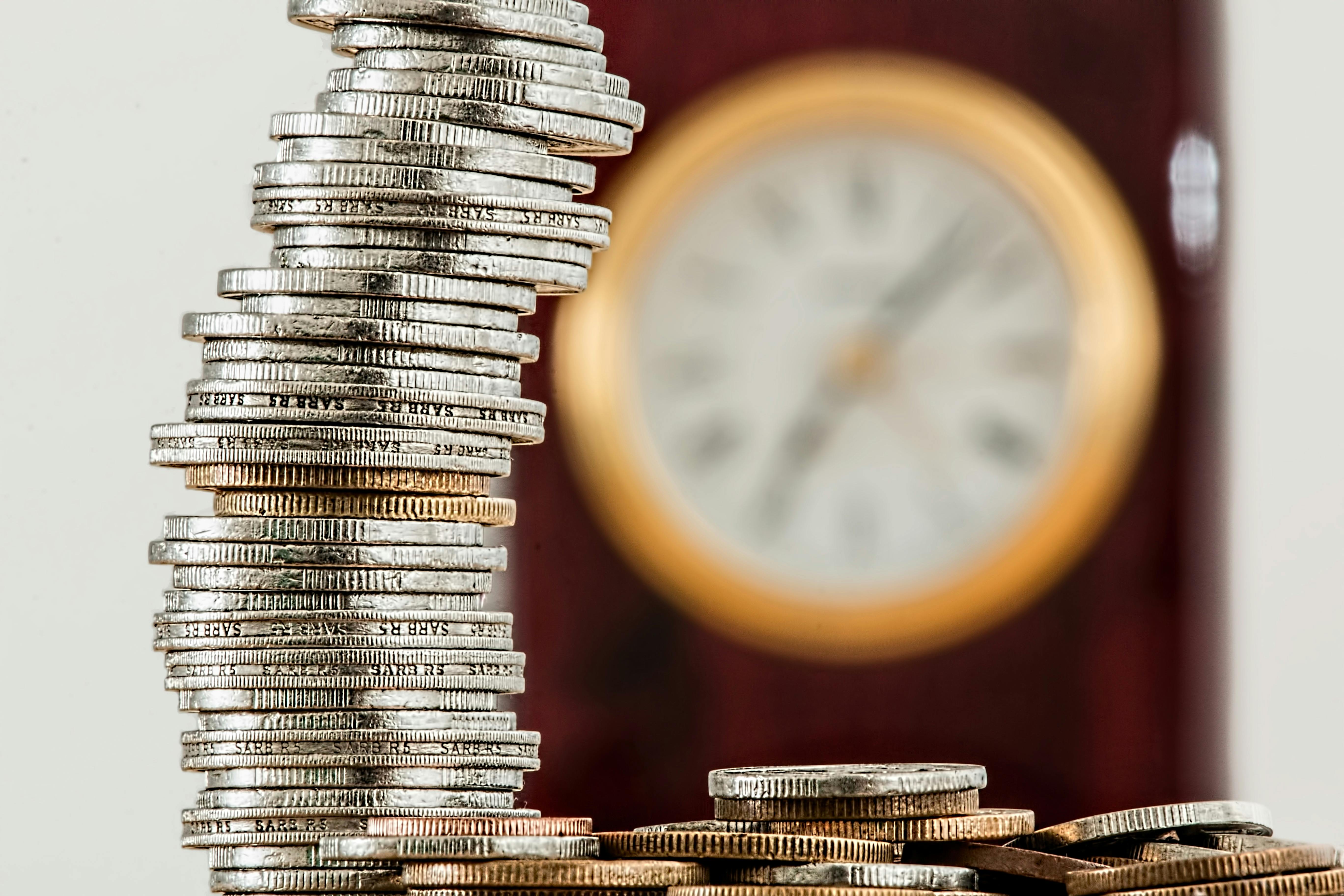 The Compounding Advantage: Why Starting Early Transforms Your FIRE Journey